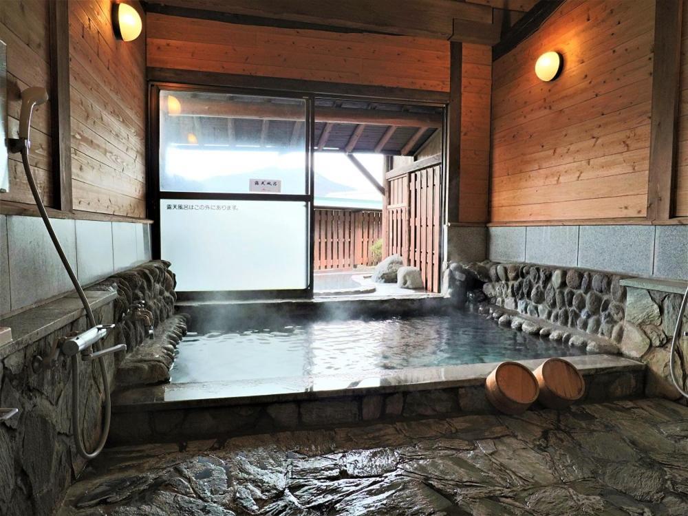Ryokan Hikarinoie Yufu Eksteriør billede